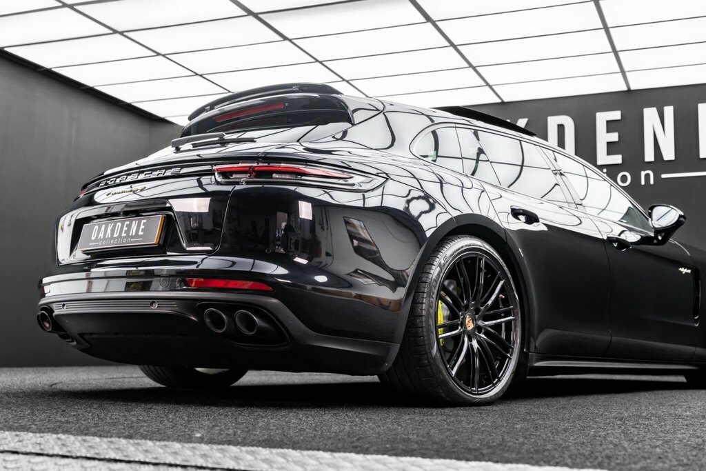 Porsche Panamera 4 Pdk White #15