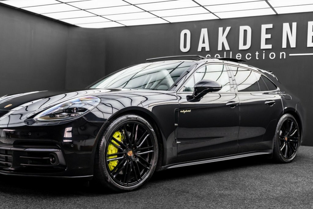 Porsche Panamera 4 Pdk White #21