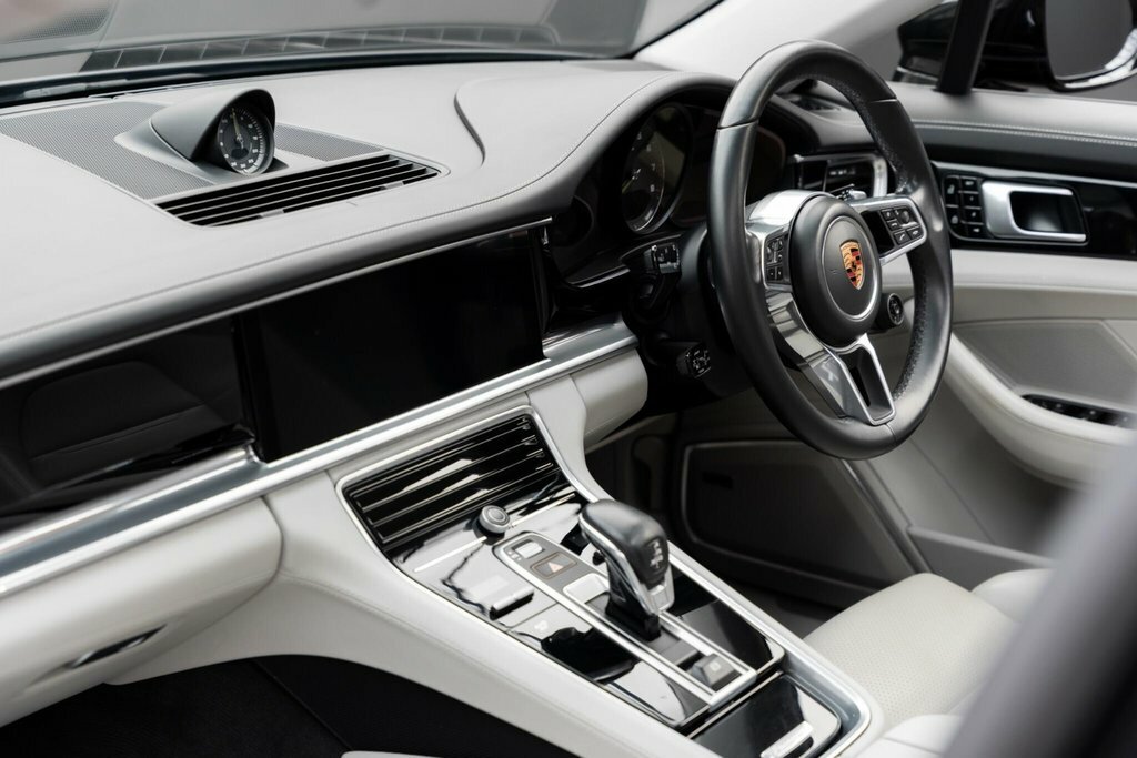 Porsche Panamera 4 Pdk White #20