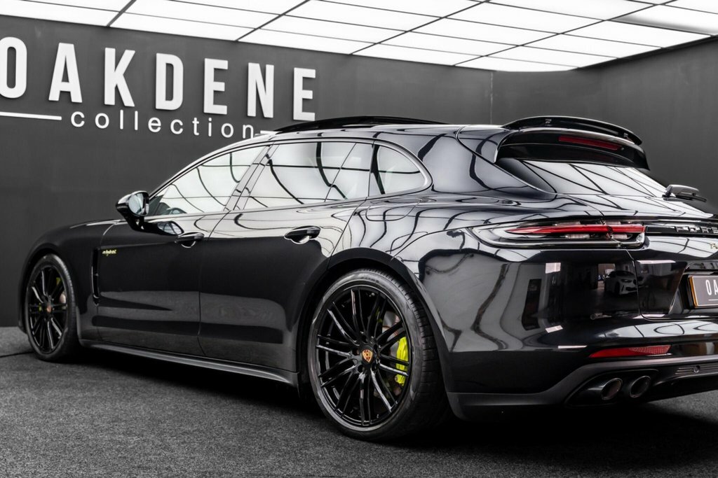 Porsche Panamera 4 Pdk White #23