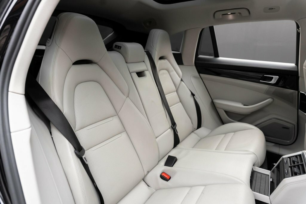 Porsche Panamera 4 Pdk White #32
