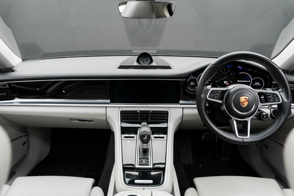 Porsche Panamera 4 Pdk White #34