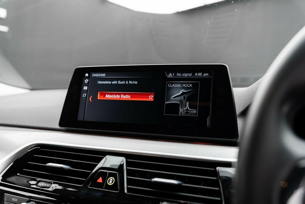 BMW 5 Series Se Grey #27