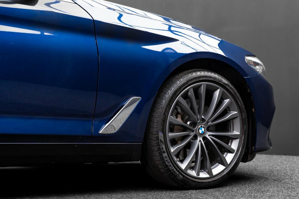 BMW 5 Series Se Grey #41