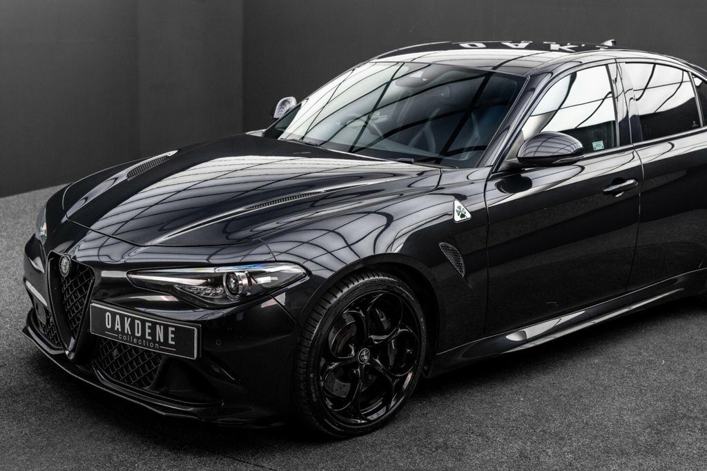 Alfa Romeo Giulia 2.2 Jtdm-2 180 Tecnica Red #11