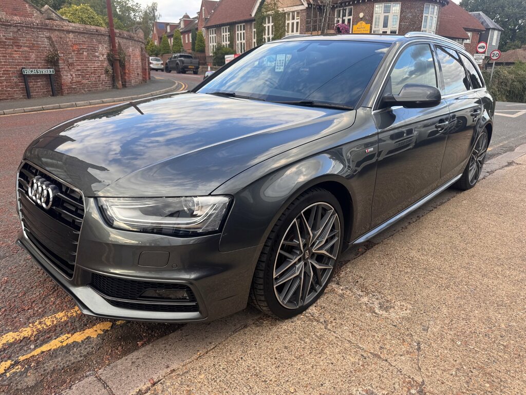 Audi A4 Avant 2.0 Tfsi Black Edition Estate S Tronic Black #3