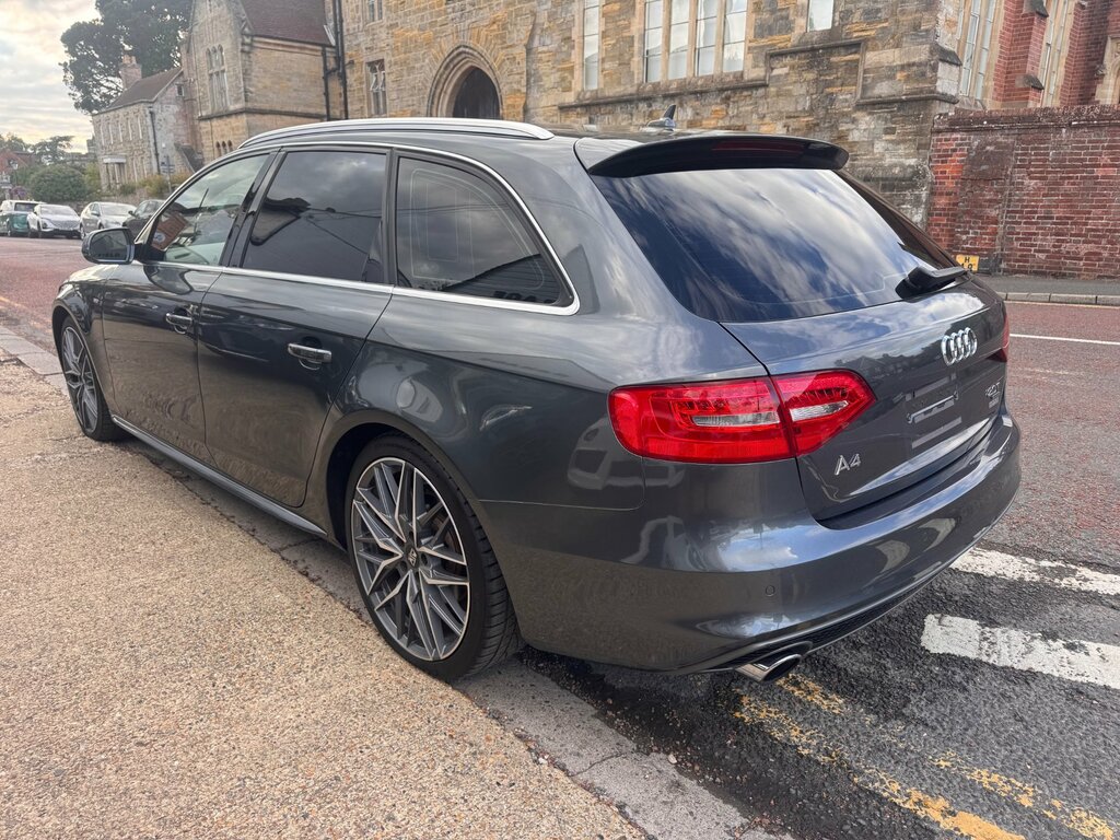Audi A4 Avant 2.0 Tfsi Black Edition Estate S Tronic Black #4