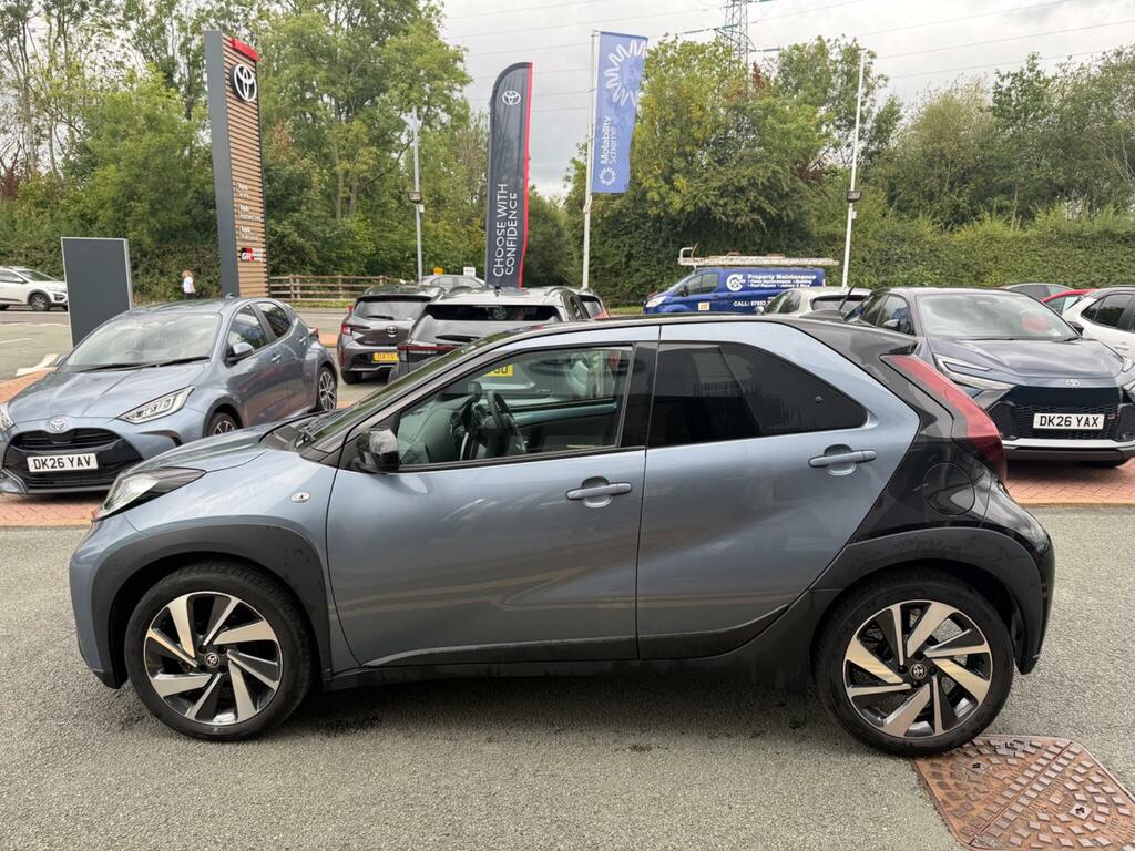 Toyota Aygo X 1.0 Vvt-i Edge Grey #6