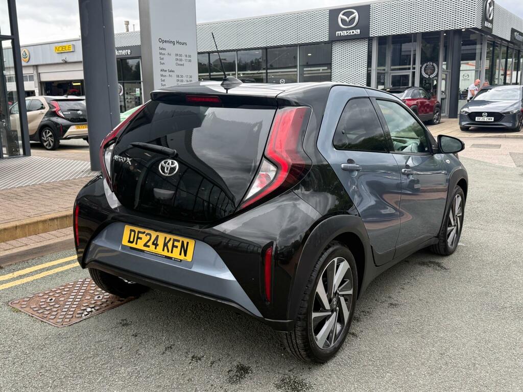 Toyota Aygo X 1.0 Vvt-i Edge Grey #3