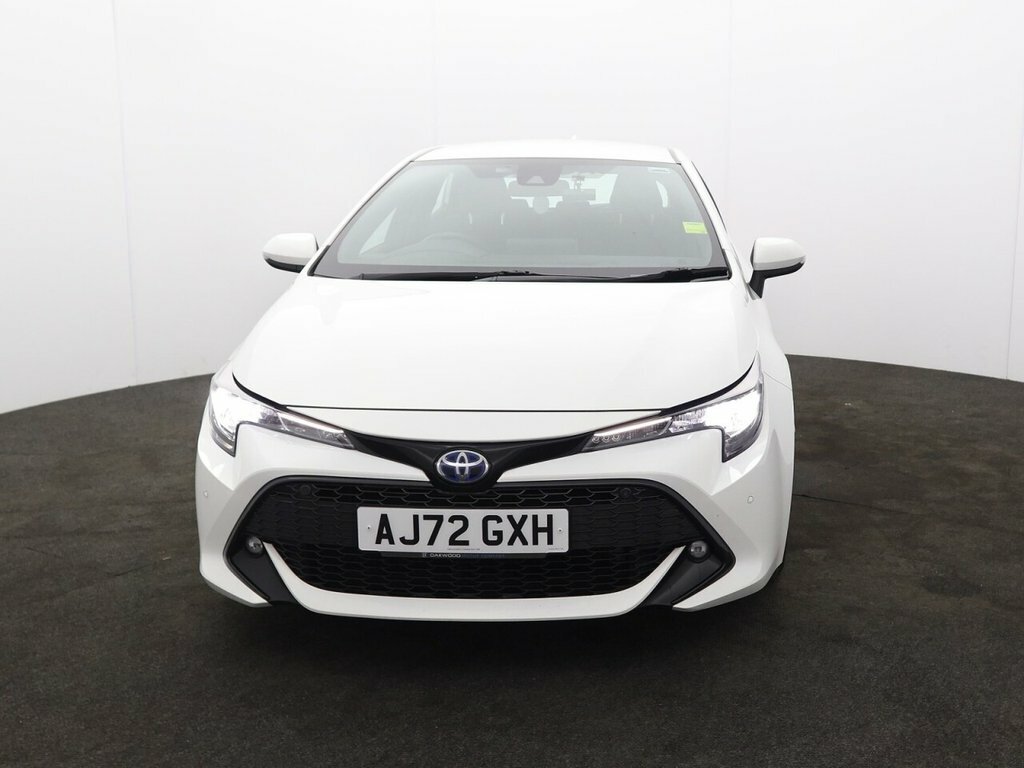 Toyota Corolla 1.8L Icon Tech AJ72GXH White #2