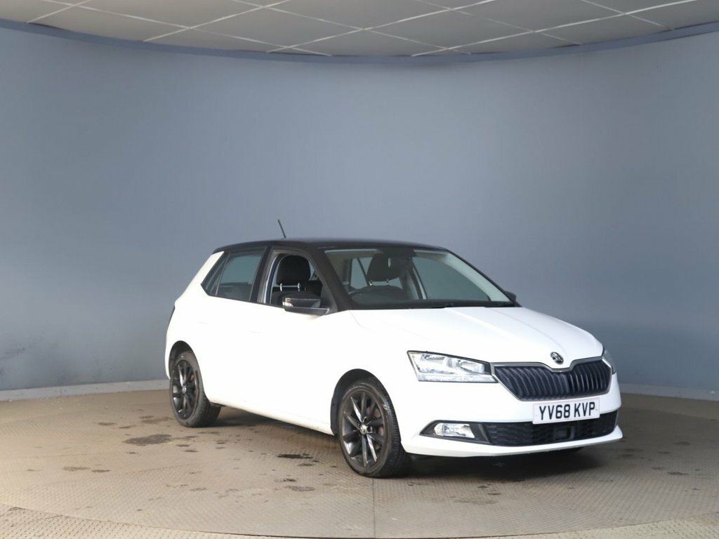 Skoda Fabia 1L Colour Edition White #3