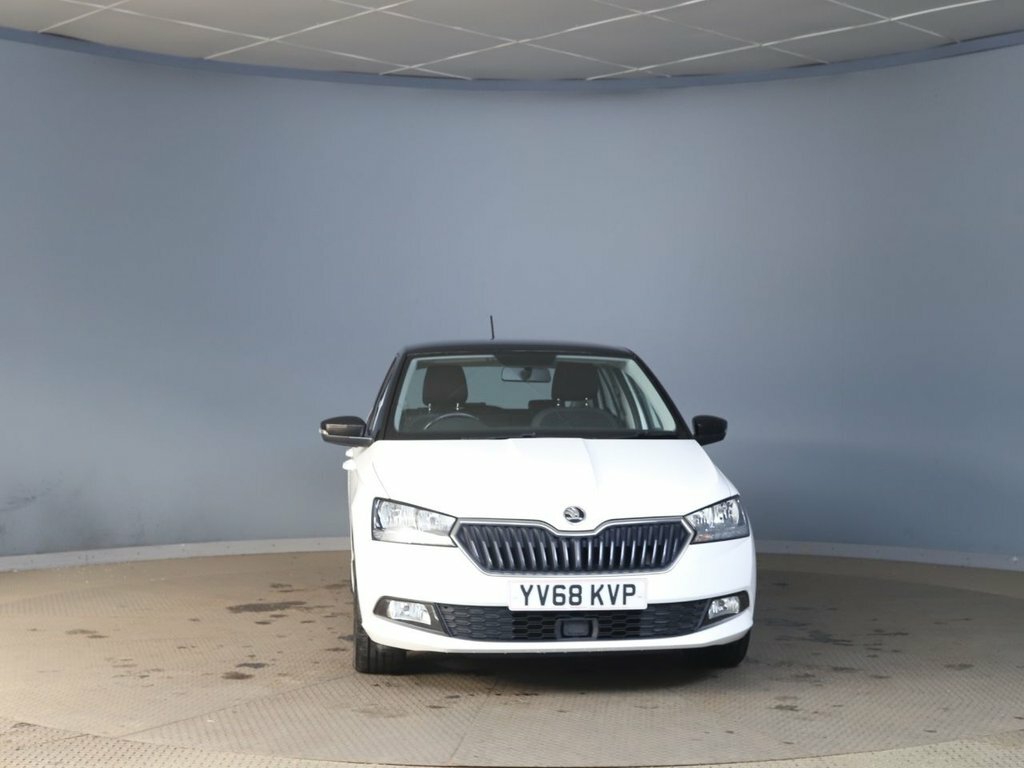 Skoda Fabia 1L Colour Edition White #2