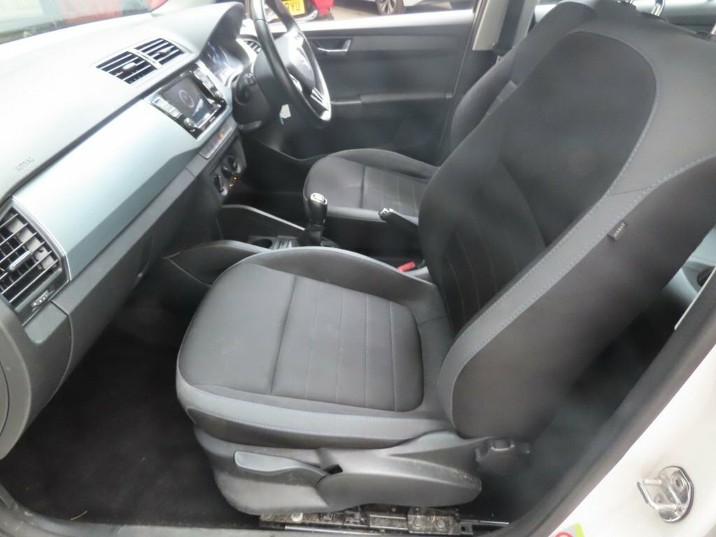 Skoda Fabia S Blue #8