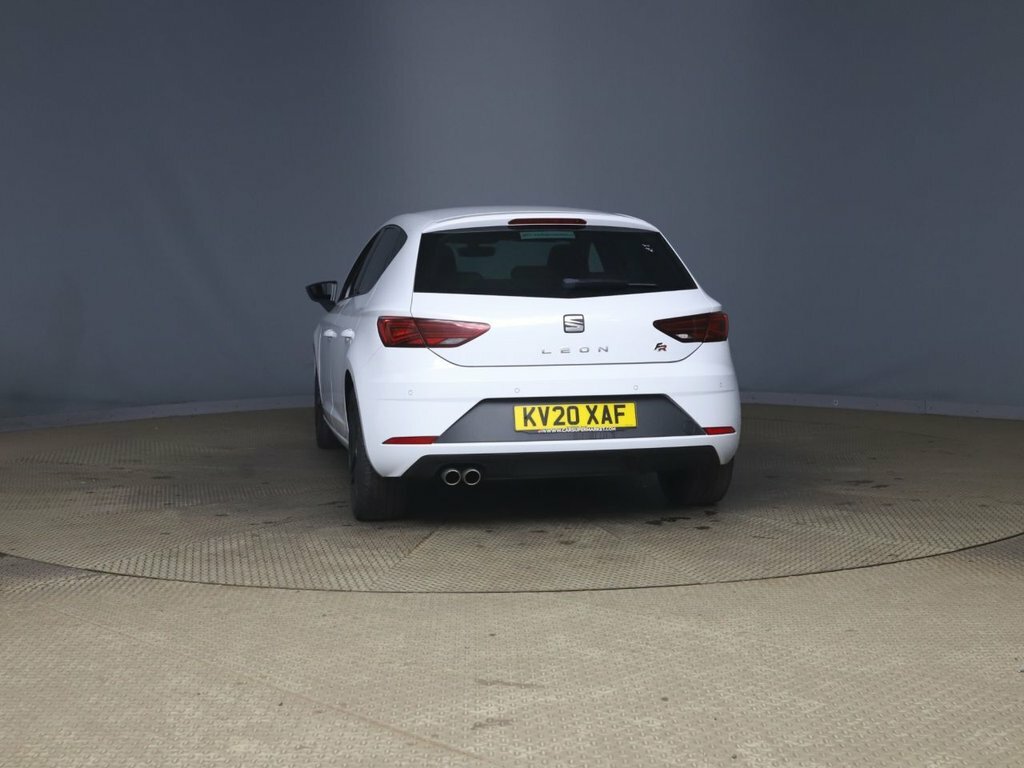 Seat Leon 1.5L Fr Black Edition White #4