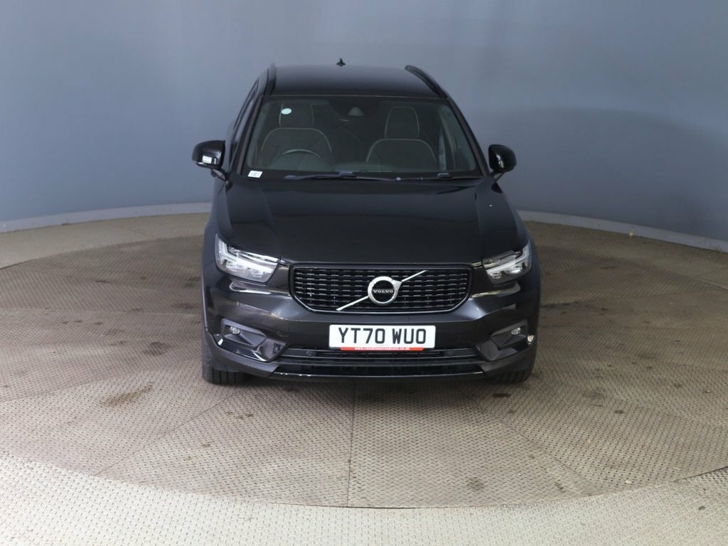 Volvo XC40 1.5L R-design Black #2