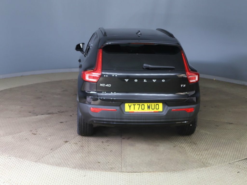 Volvo XC40 1.5L R-design Black #4