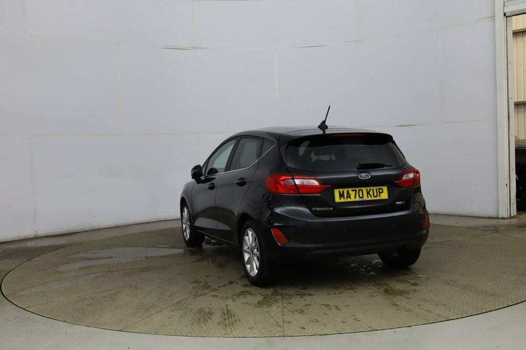 Ford Fiesta 1L Titanium Black #5