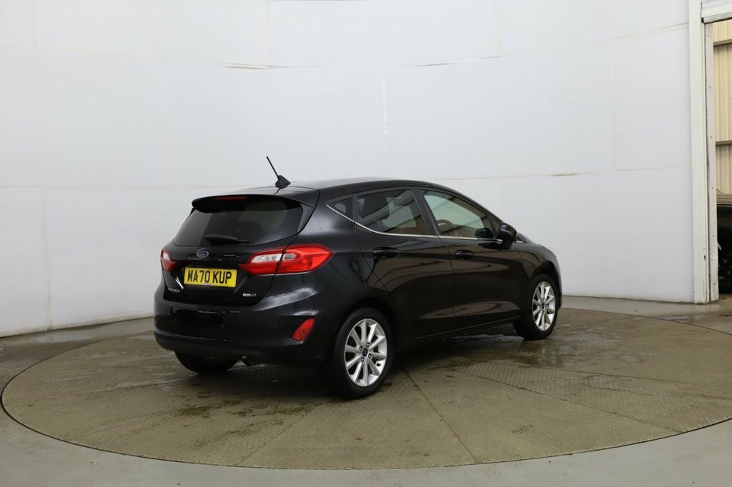 Ford Fiesta 1L Titanium Black #6