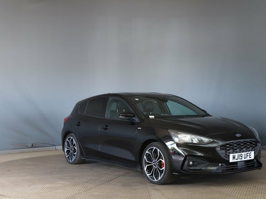 Ford Focus 1L St-line X Black