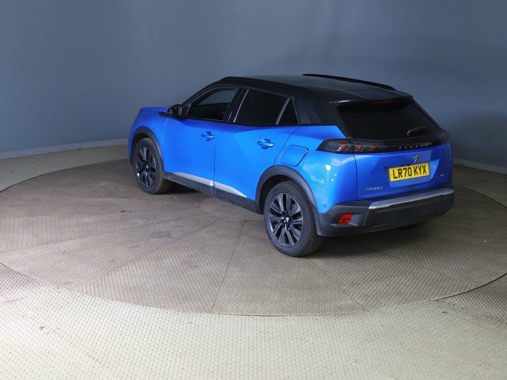 Peugeot e-2008 Suv Blue #5