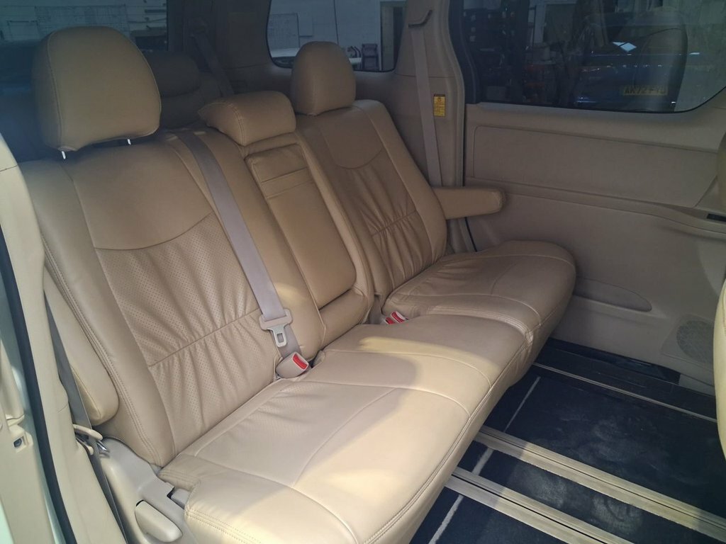 Toyota Alphard Mpv White #6