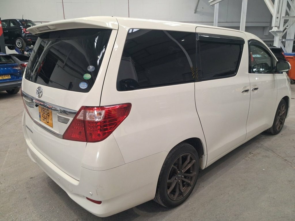 Toyota Alphard Mpv White #4