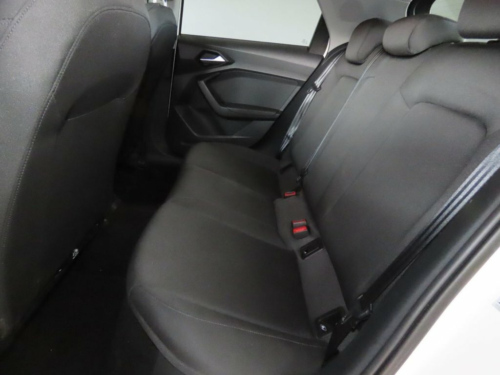 Audi A1 30 Tfsi 110 Black Edition #9