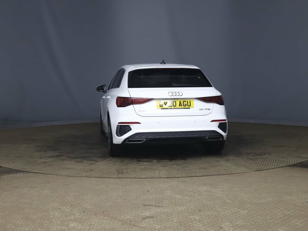 Audi A3 1L S Line White #4