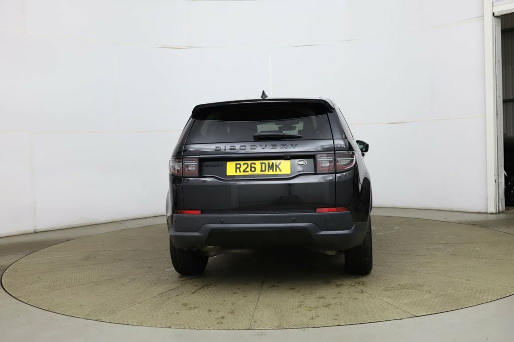 Land Rover Discovery Sport 2L S Black #4