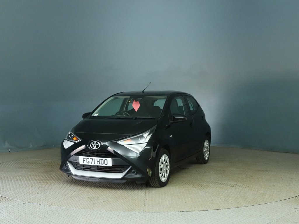Toyota Aygo 1L X-play Black #2