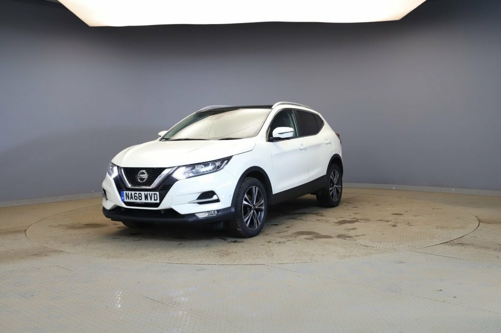 Nissan Qashqai 1.3L N-connecta White #3