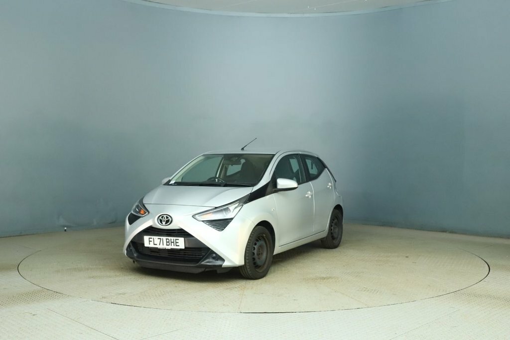 Toyota Aygo 1L X-play Silver #3