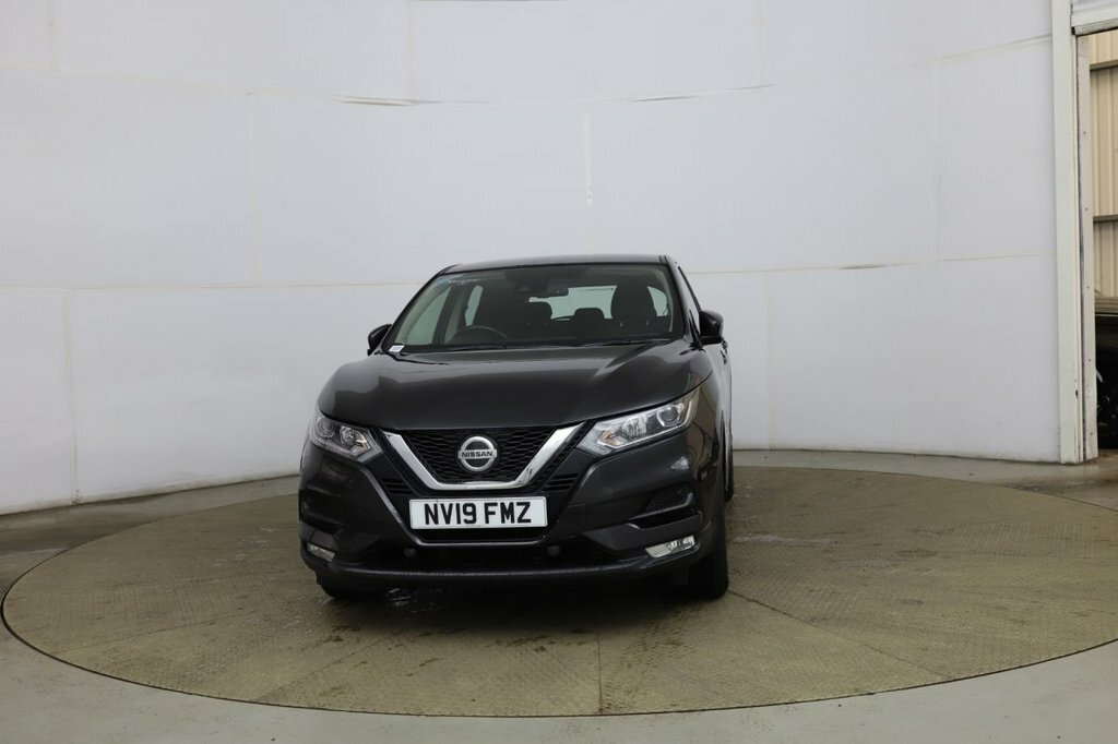 Nissan Qashqai 1.3L Acenta Premium Black #2