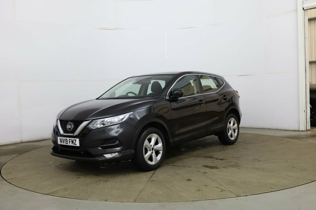 Nissan Qashqai 1.3L Acenta Premium Black #3