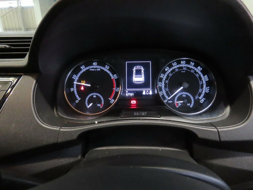 Skoda Fabia 1.0 Tsi Se Dsg 2021 Blue #9