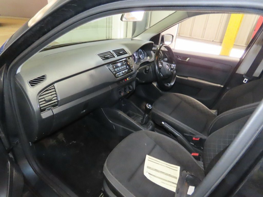 Skoda Fabia 1.0 Tsi Se Dsg 2021 Blue #8