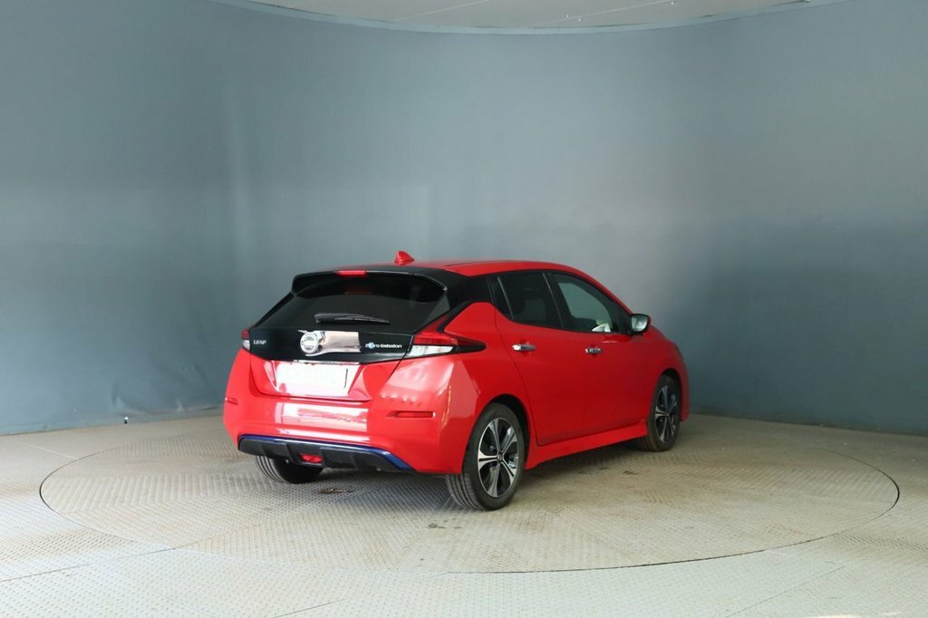 Nissan Leaf Leaf N-connecta Red #6