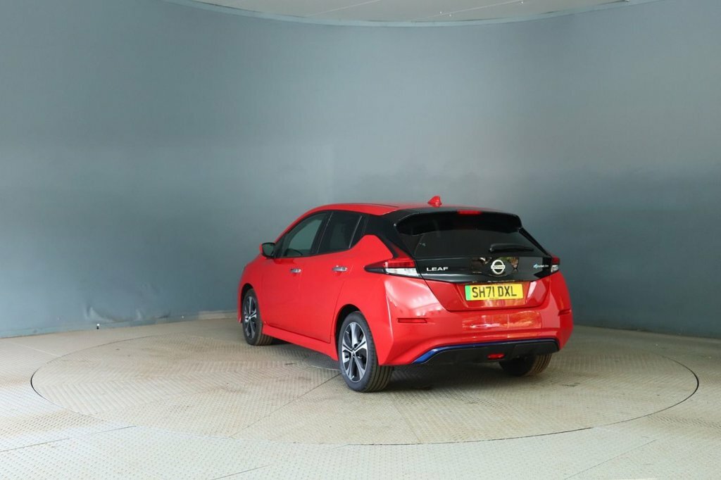 Nissan Leaf Leaf N-connecta Red #5