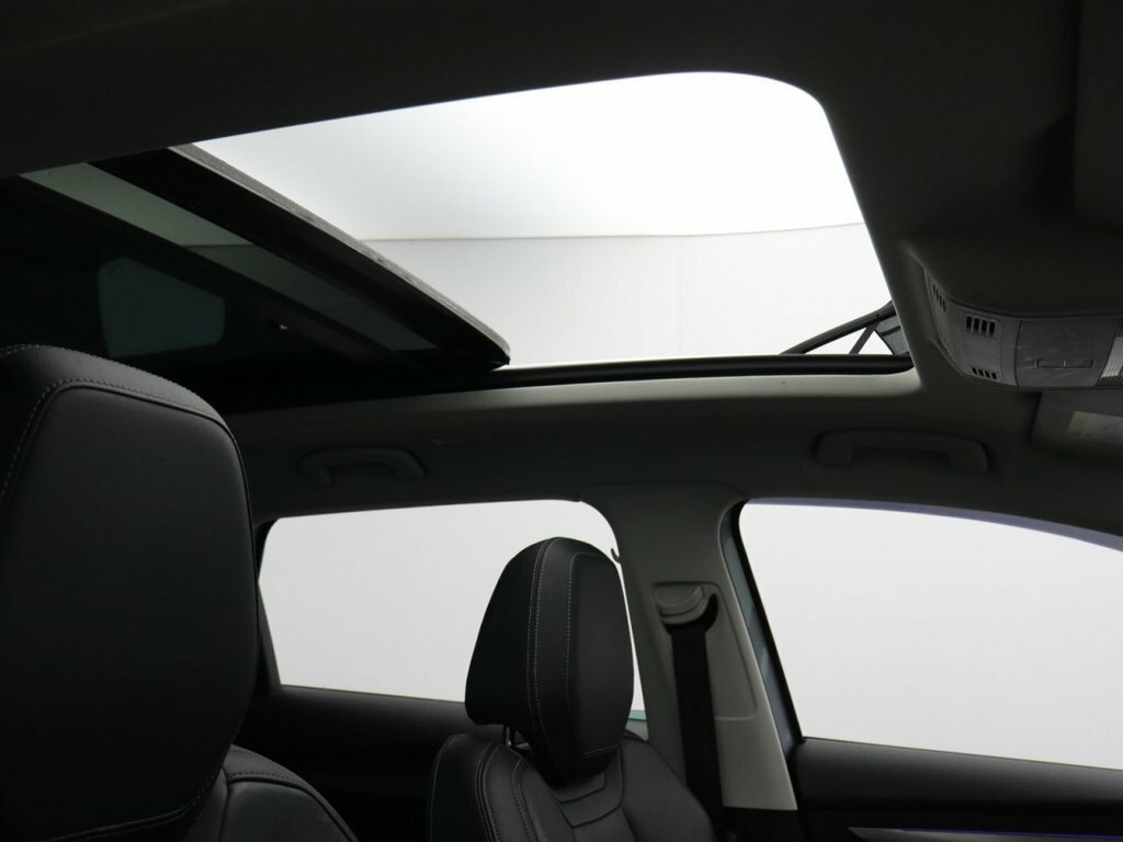 Skoda Karoq Se Tsi White #13
