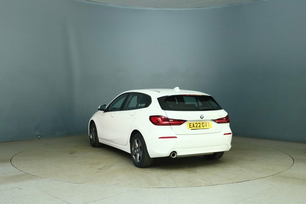 BMW 1 Series 1.5L Se White #5