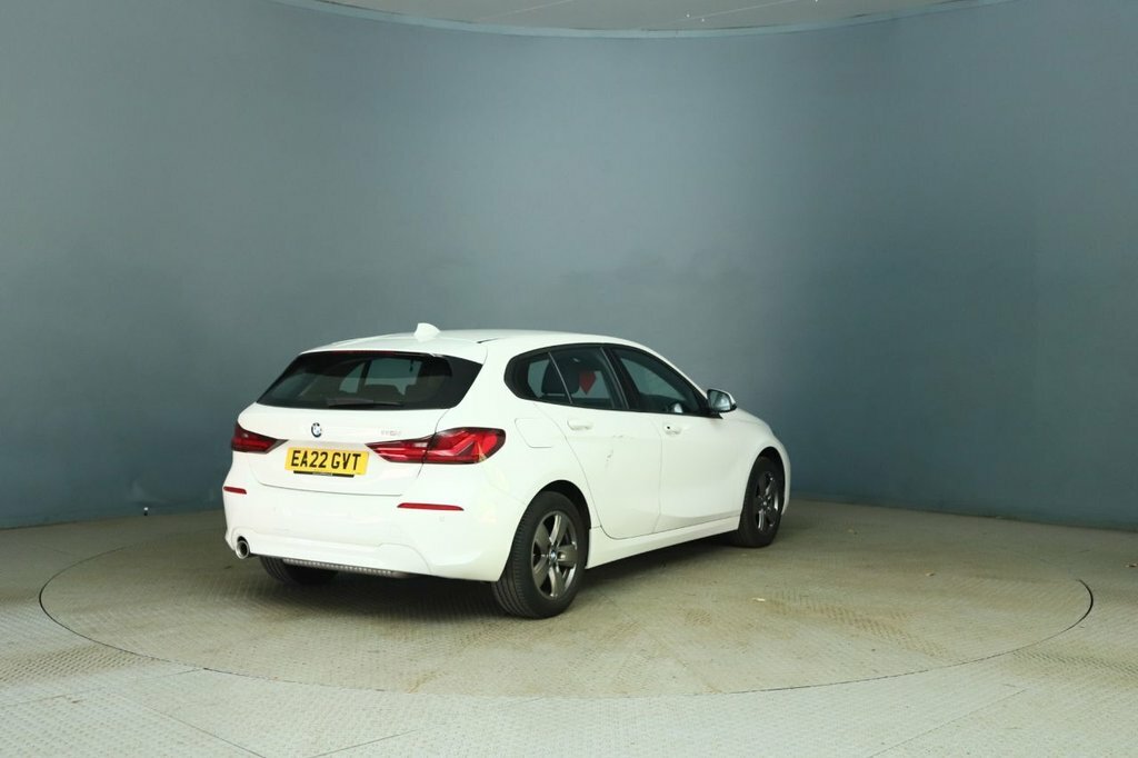 BMW 1 Series 1.5L Se White #6