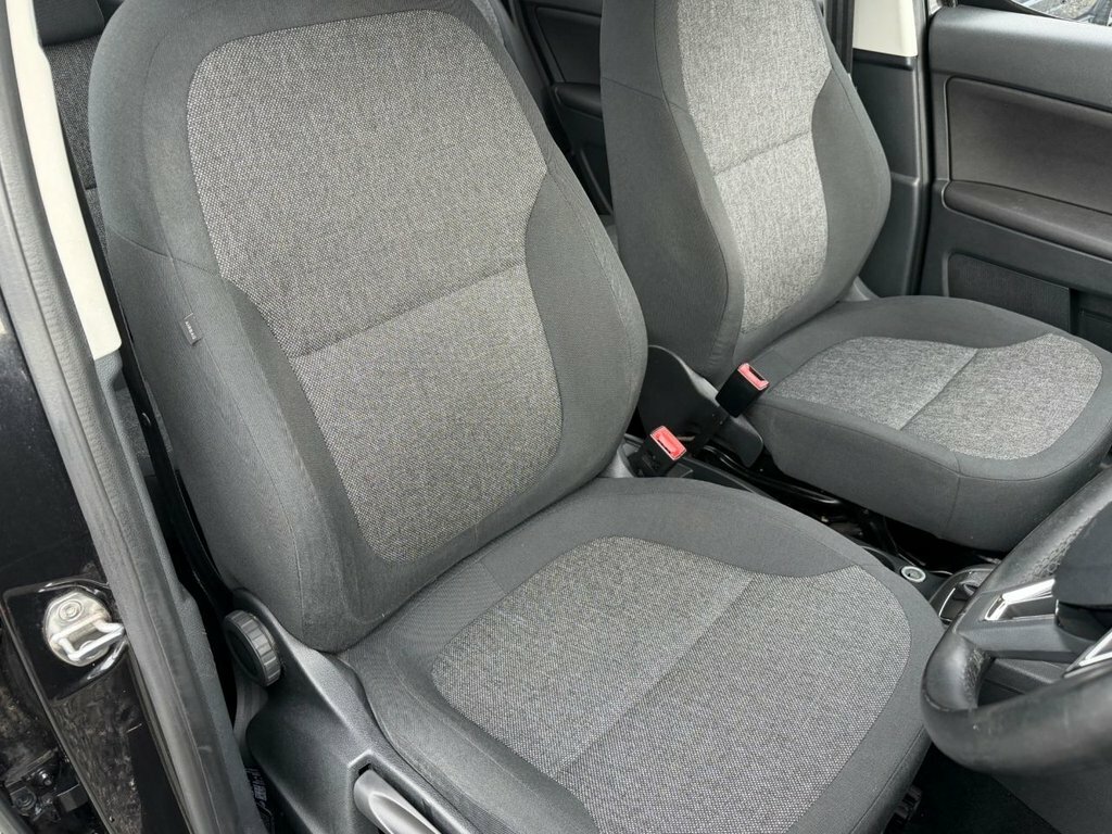 Skoda Yeti 1.2L S LY15WKP Black #4