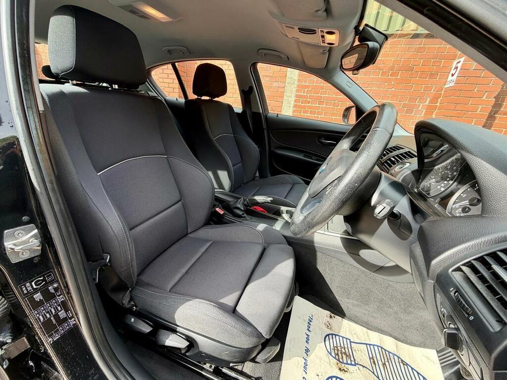 BMW 1 Series Hatchback Black #3