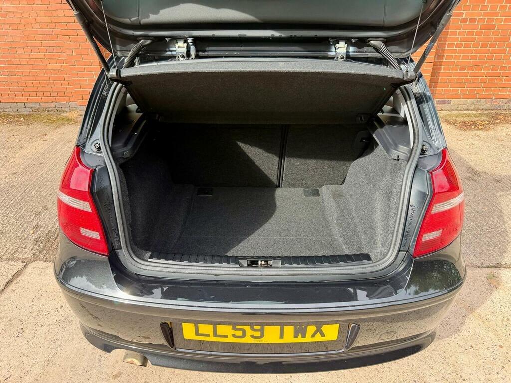 BMW 1 Series Hatchback Black #19
