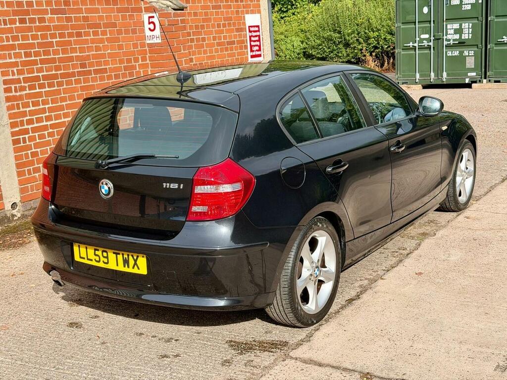 BMW 1 Series Hatchback Black #12