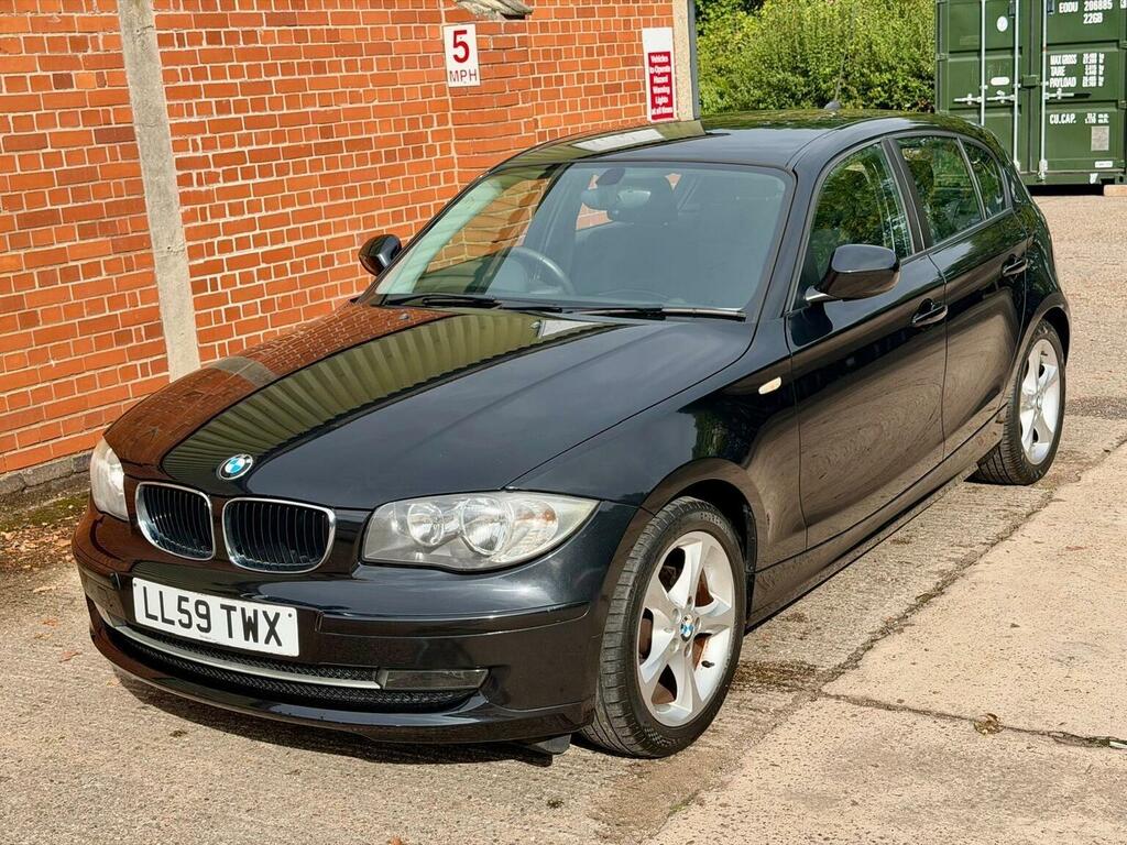 BMW 1 Series Hatchback Black #23