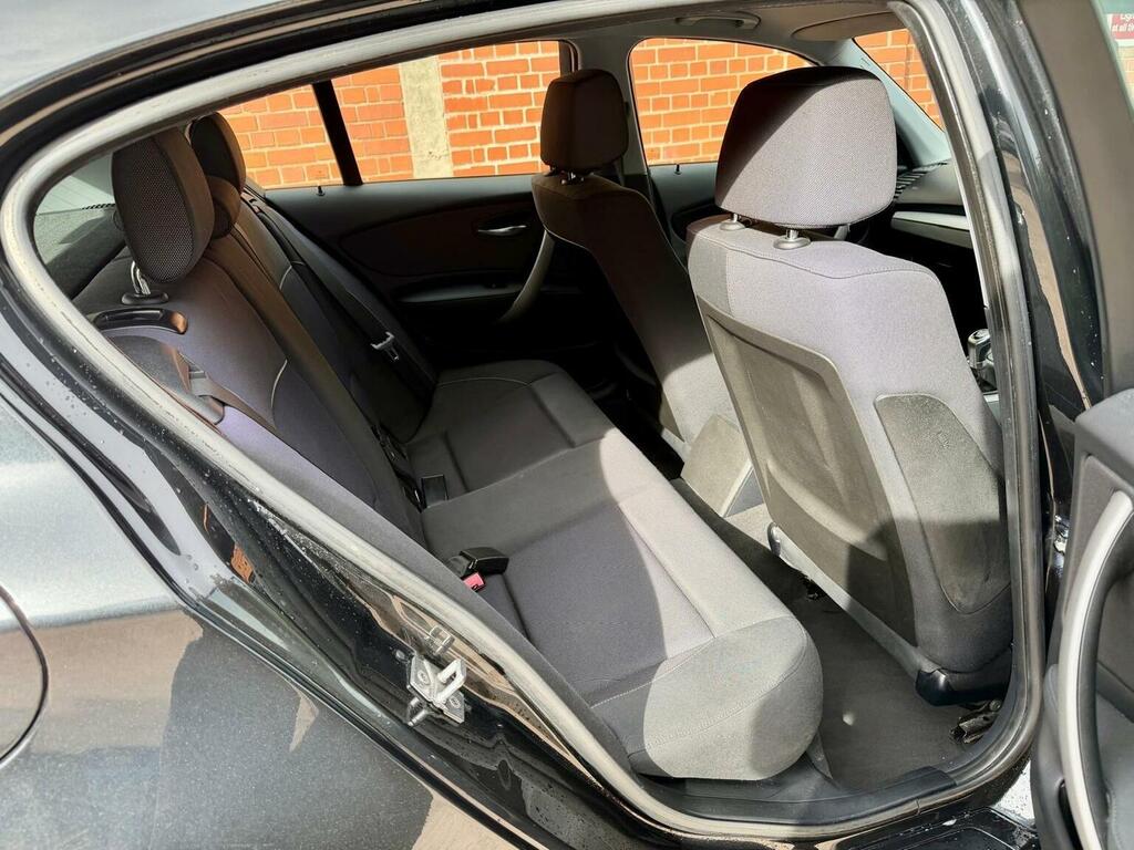 BMW 1 Series Hatchback Black #6