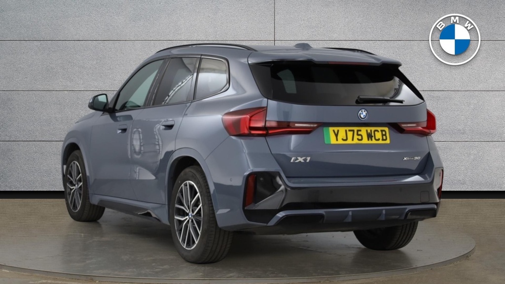 BMW iX1 Suv White #2