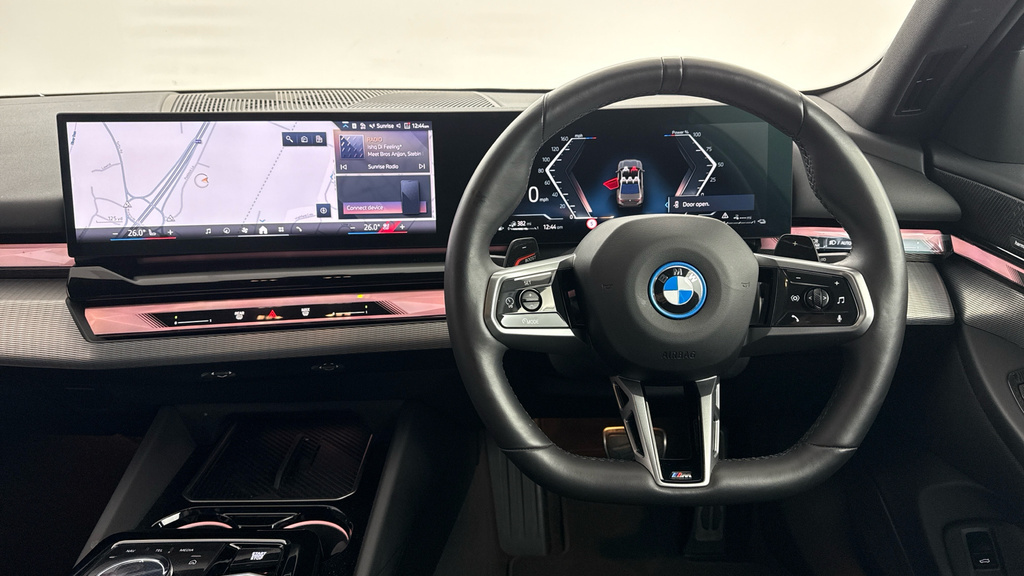 BMW 5 Series Saloon YD75DMB Grey #5