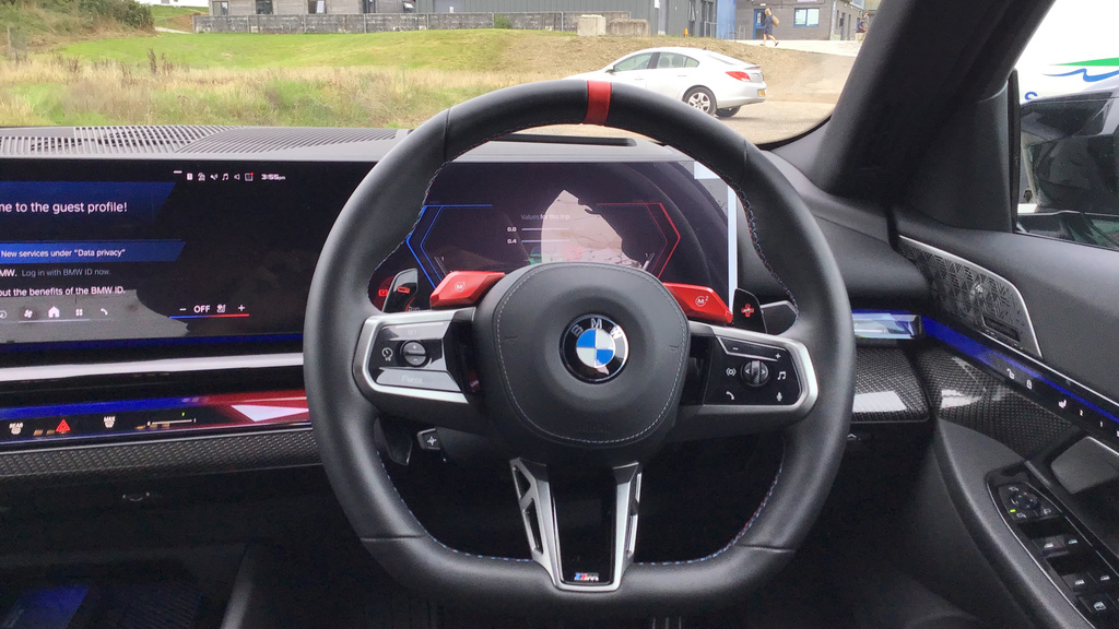 BMW M5 Saloon Green #5